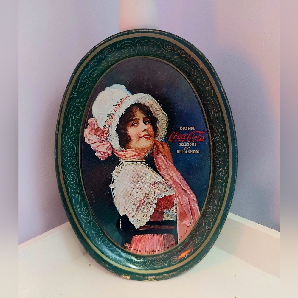 Vintage 1978 Coca-Cola Tin tip tray
